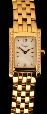 Lot 20 - Longines 18ct Gold lady's watch with diamond bezel