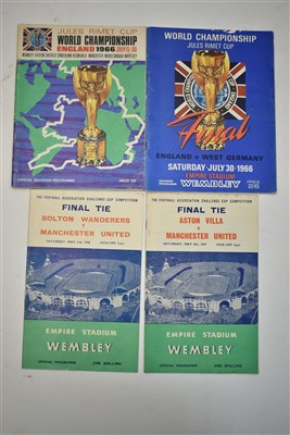 Lot 1552 - World and FA Cup programmes
