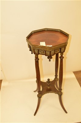 Lot 1093 - Plant stand
