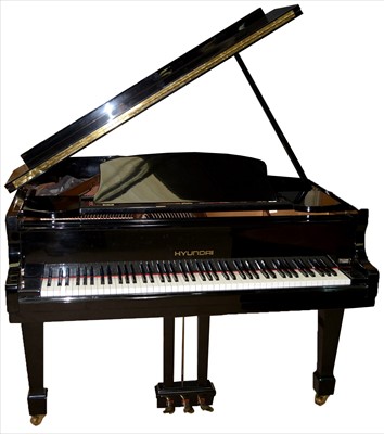 Lot 110A - An Hyundai Model G-80A baby grand piano.
