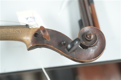 Lot 94 - Continental Violin