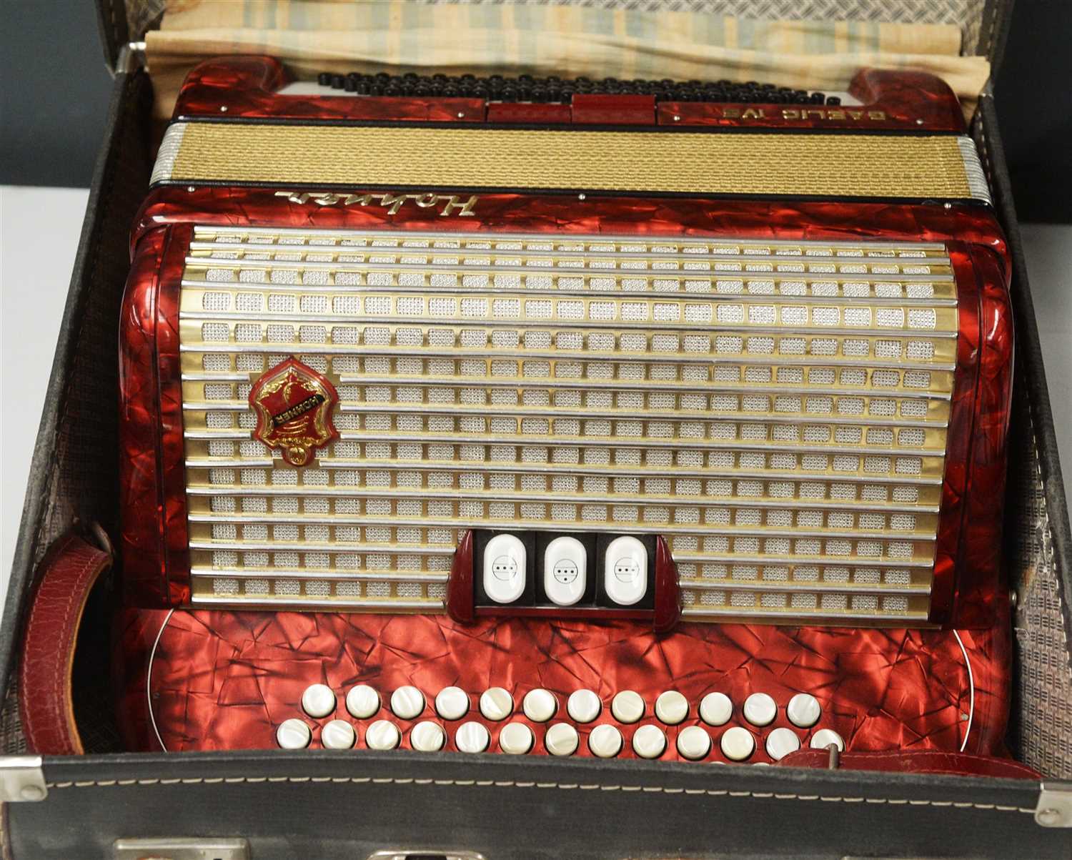 Lot 72 - Hohner Gaelic IV accordion