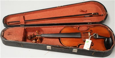 Lot 103 - A three-quarter size student violin.