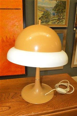 Lot 1553 - An Italian table 'mushroom' lamp.