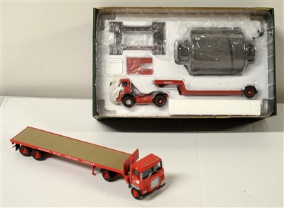Lot 1270 - Limited edition die-cast model vehicle.