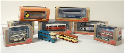 Lot 1327 - Die-cast model buses.