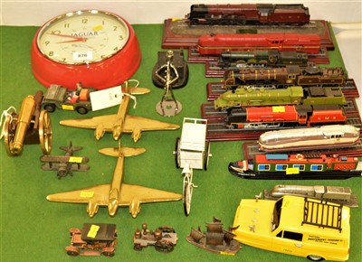 Lot 876 - Mixed toys and models