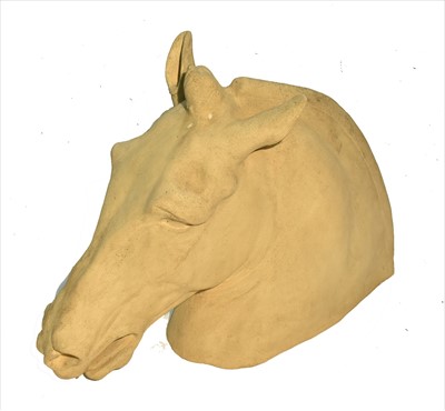 Lot 1009 - Bavent pottery horses head