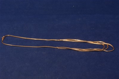 Lot 568 - Gold necklace