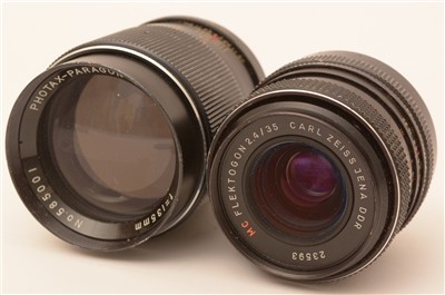 Lot 1438 - Cameras and lenses.