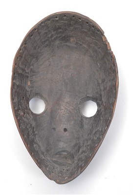 Lot 1584 - Dan mask