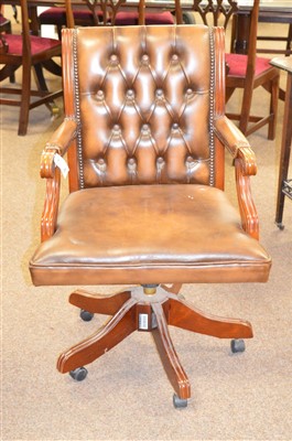 Lot 375 - Office chair