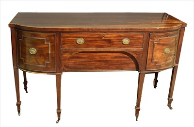 Lot 1229 - A George III mahogany bowfront sideboard