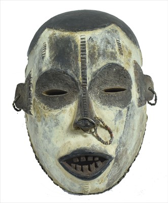 Lot 1580 - Helmet mask
