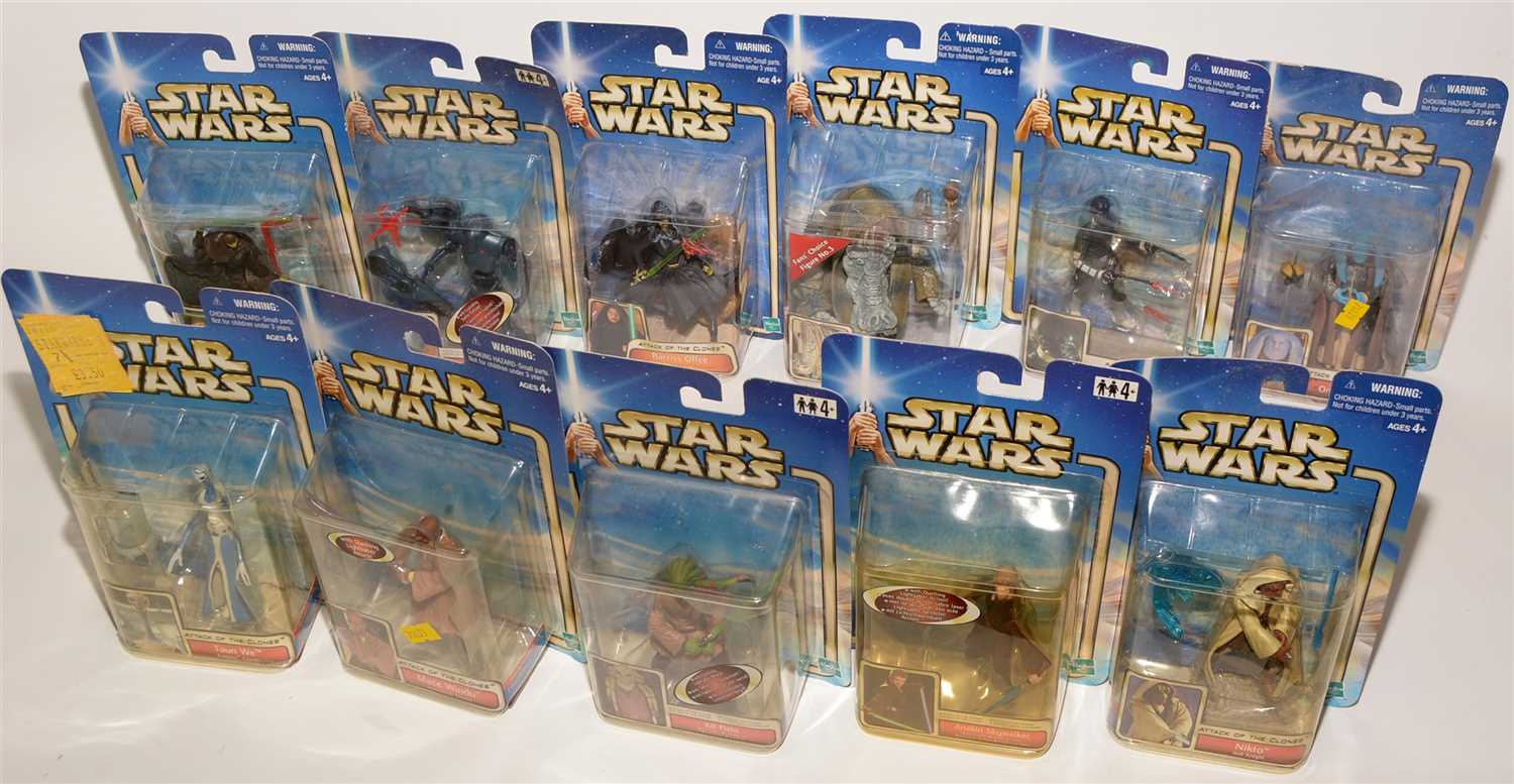 Lot 1221 - Star Wars figurines.