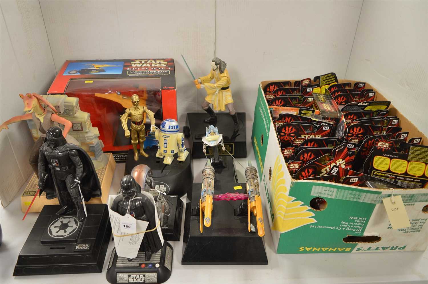 Lot 1230 - Star Wars figurines, from the Episode I series,...