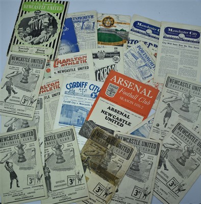 Lot 1514 - Newcastle United football programmes