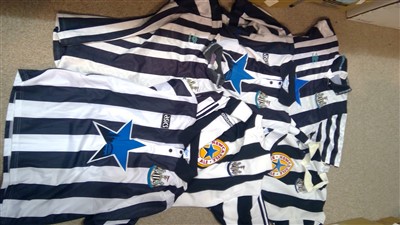 Lot 1539 - Newcastle United replica shirts