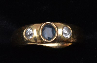 Lot 75 - Sapphire and diamond ring