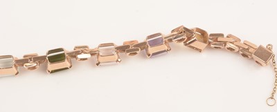 Lot 239 - Gemstone bracelet