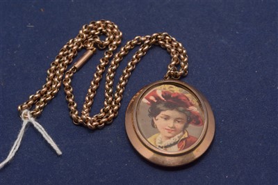 Lot 570 - Picture pendant on chain