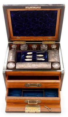 Lot 273 - Coromandel vanity box