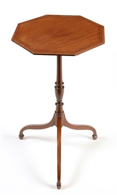 Lot 1136 - Edwardian tripod table.