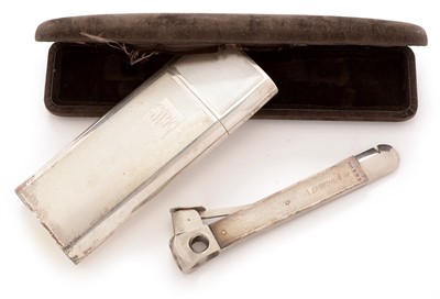 Lot 263 - Silver cigar case and cutter