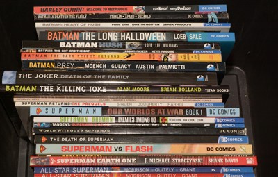 Lot 1070 - DC graphic novels and albums