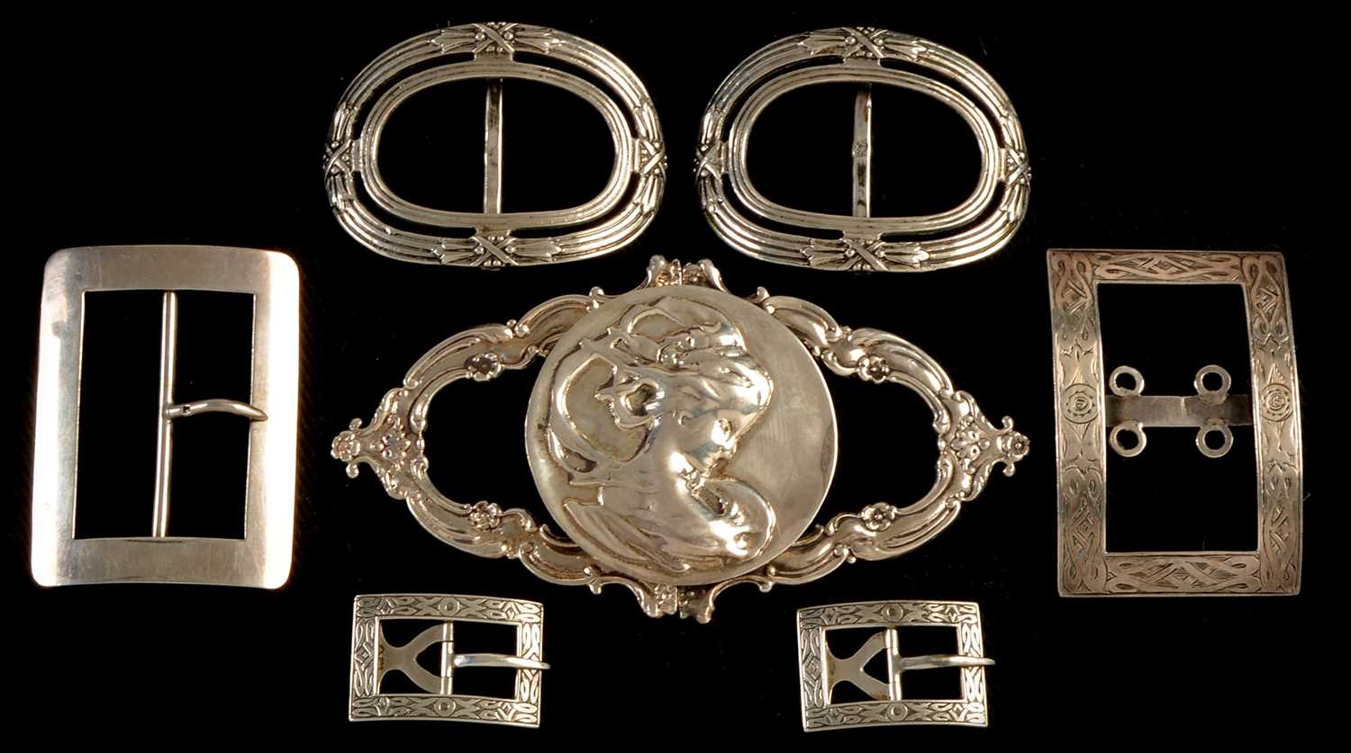 Lot 329 - Silver buckles