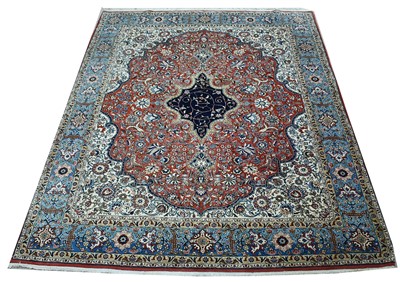 Lot 934 - Qum carpet