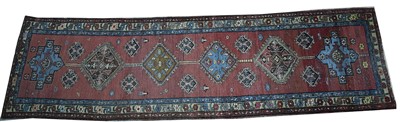 Lot 818 - Sarab runner