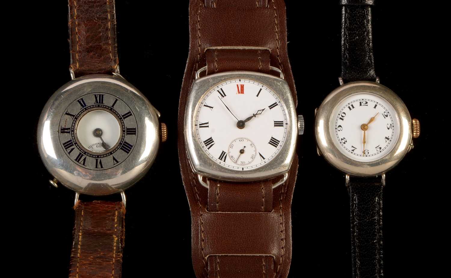 Lot 14 - Two gent's and one lady's wristwatch.