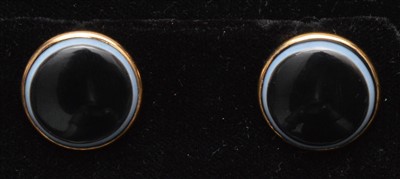 Lot 178 - Banded agate earrings