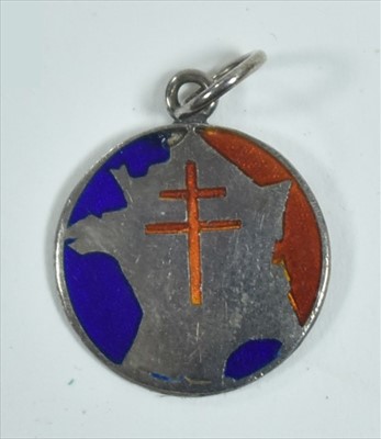 Lot 1155 - Free French Forces pendant