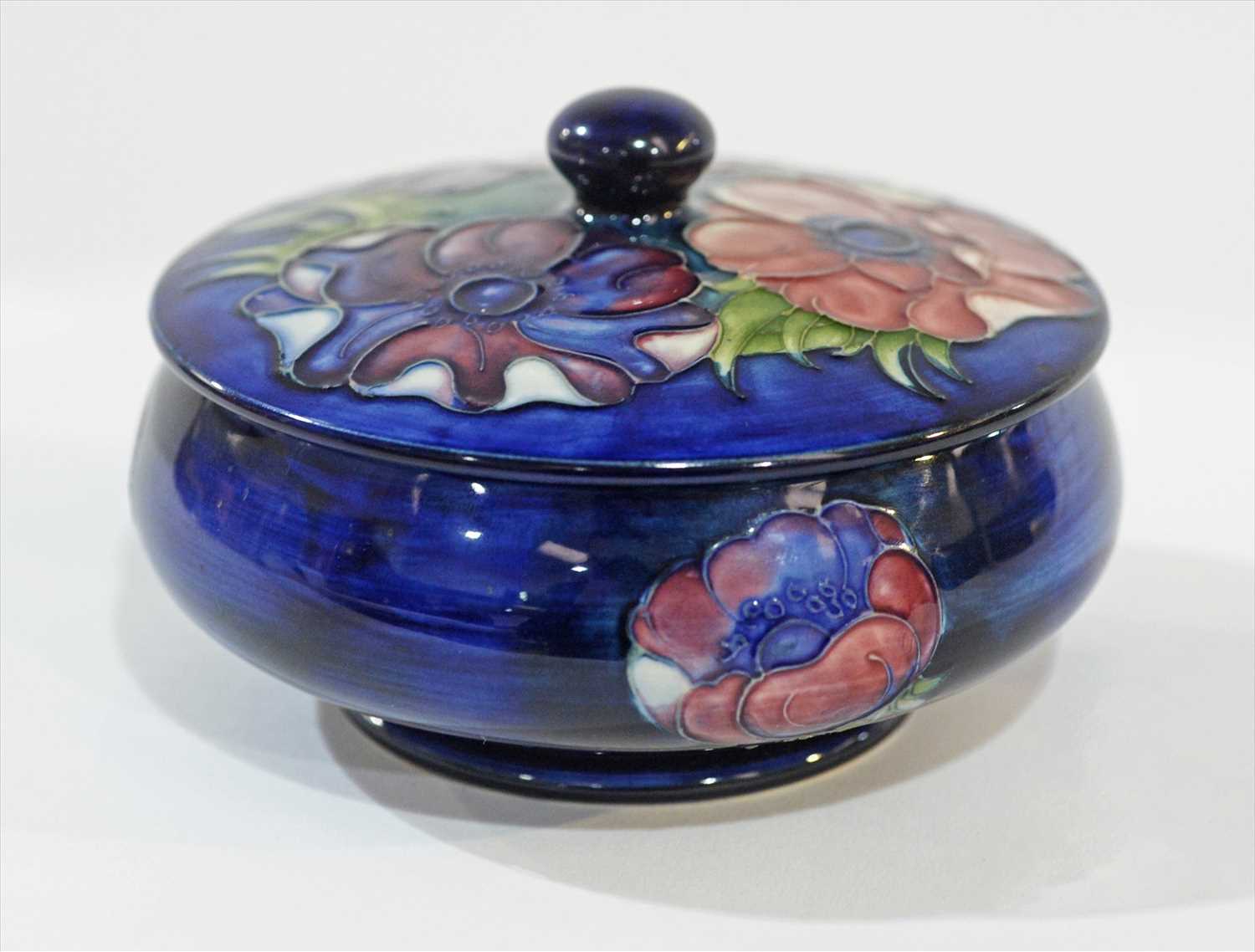 Lot 152 - Moorcroft bowl and cover