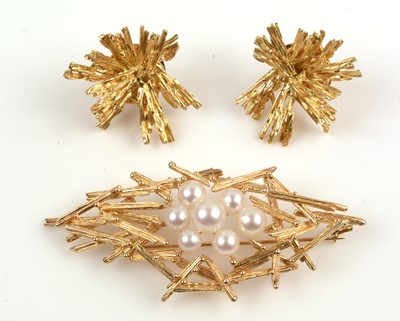 Lot 163 - Mikimoto pearl brooch and earrings