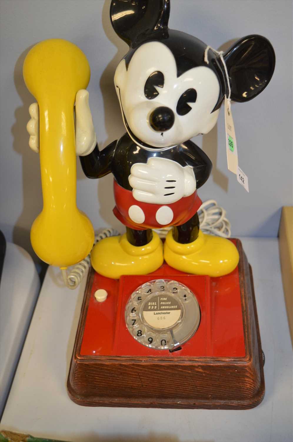 Lot 142 - Mickey mouse telephone