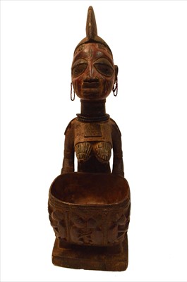 Lot 1536 - Yoruba figure