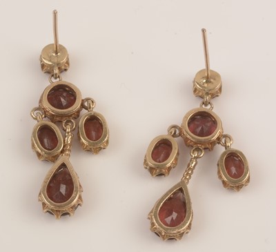 Lot 123 - Garnet chandelier drop earrings