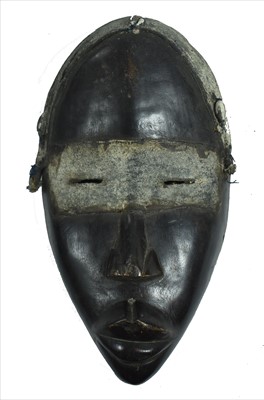 Lot 1577 - Dan mask