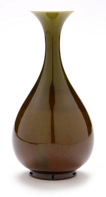 Lot 462 - Linthorpe Vase