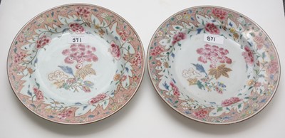 Lot 371 - Six Chinese plates