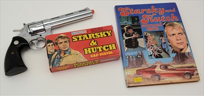 Lot 328 - Starsky and Hutch and other toys