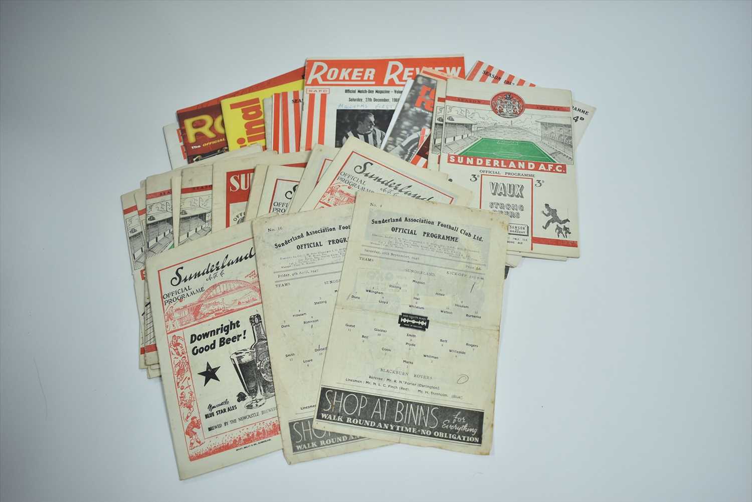 1077 - Sunderland football programmes