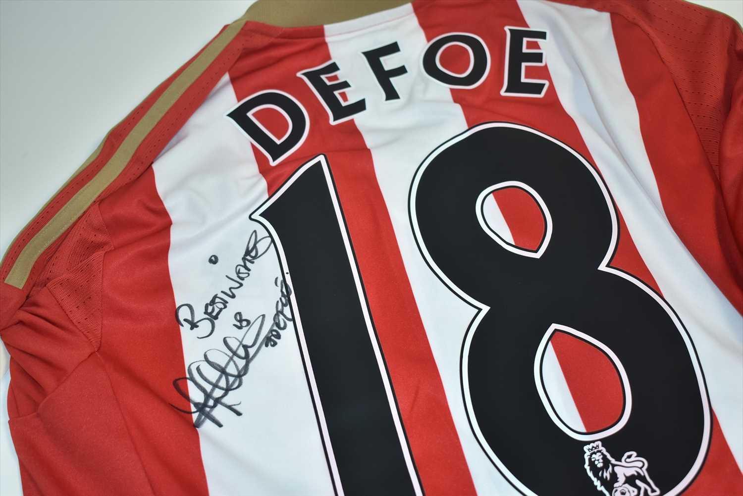 Lot 1081 - Signed Jermain Defoe shirt.