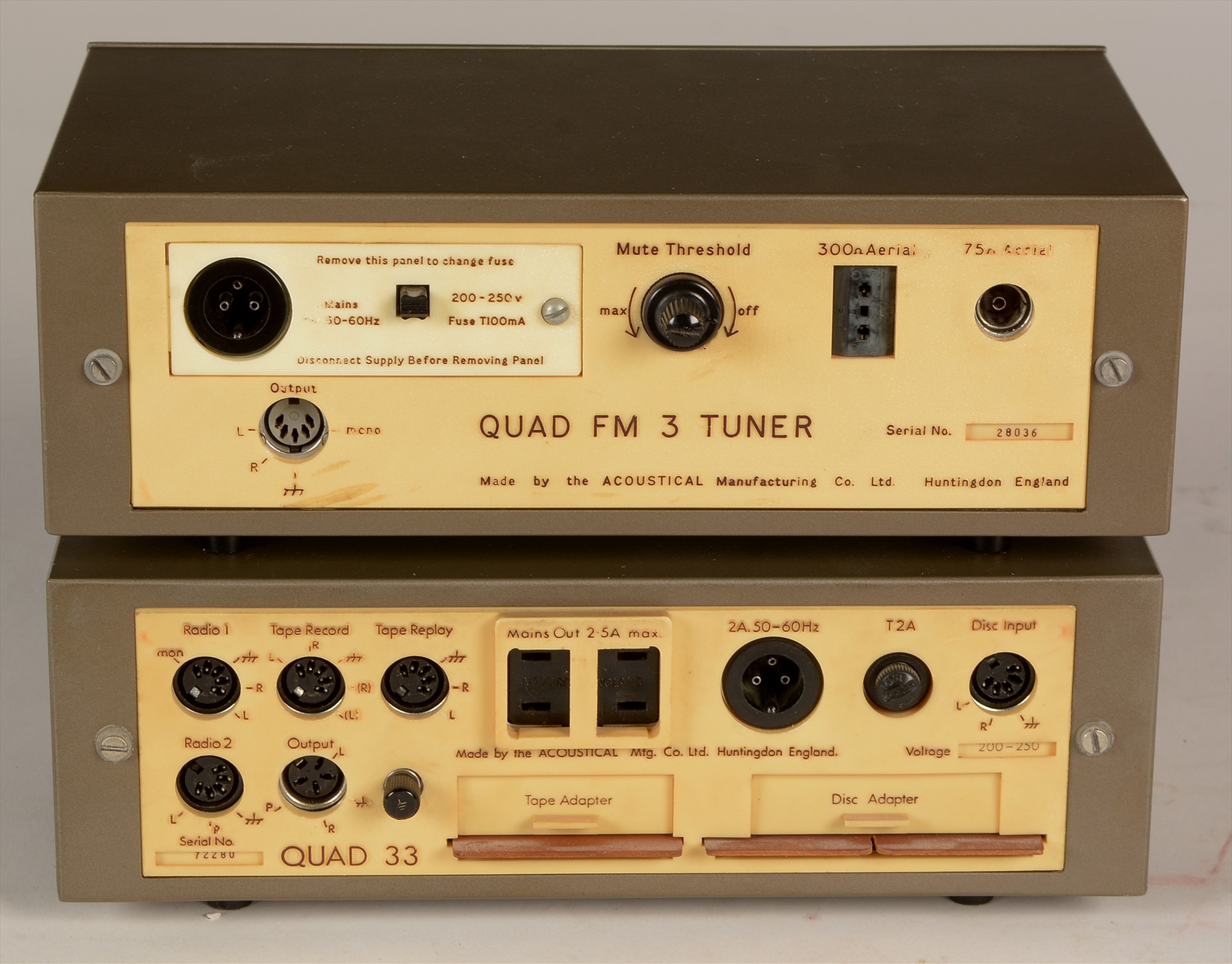 Lot 15 - Quad 33 Pre-amp And Quad FM3 Tuner