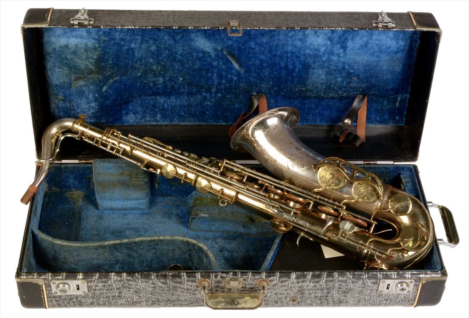138 - King Super 20 Silver Sonic tenor saxophone