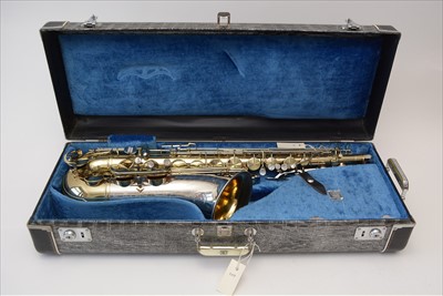 Lot 139 - King Super 20 Silver sonic tenor saxophone