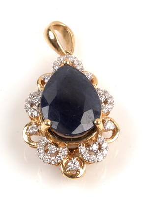 Lot 117 - Sapphire and diamond pendant